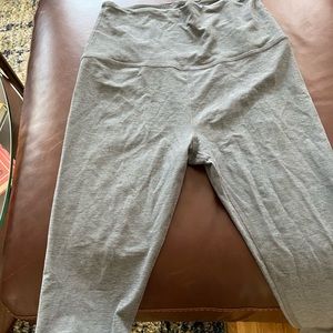 Beyond Yoga Spacedye caught in the MIDI high waisted legging